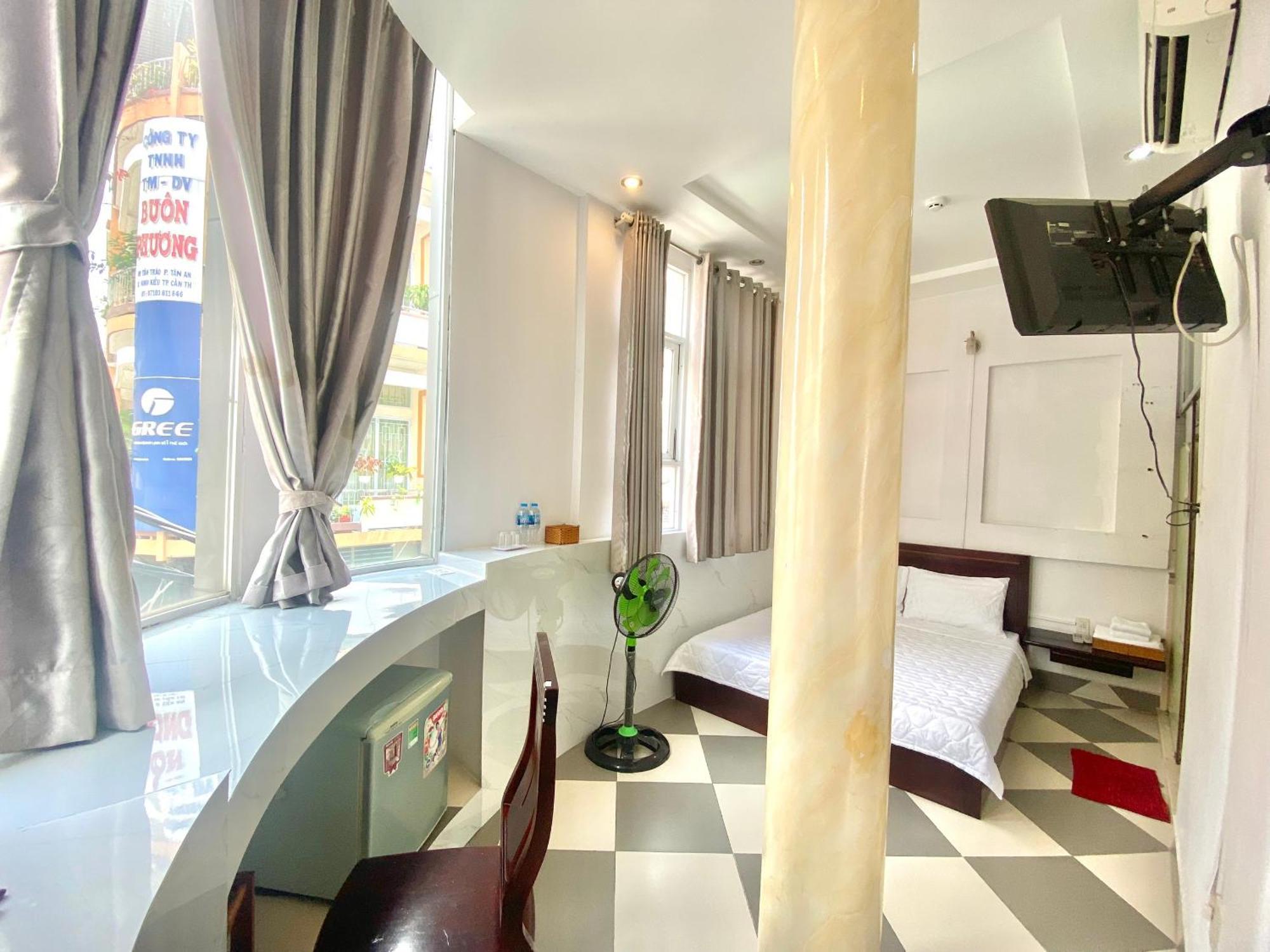 Mes Hotel - Ngay Ben Ninh Kieu Can Tho Eksteriør billede